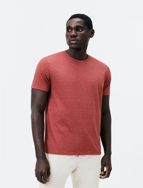 CAMISETAS BÁSICAS REGULAR WORLD ROJO