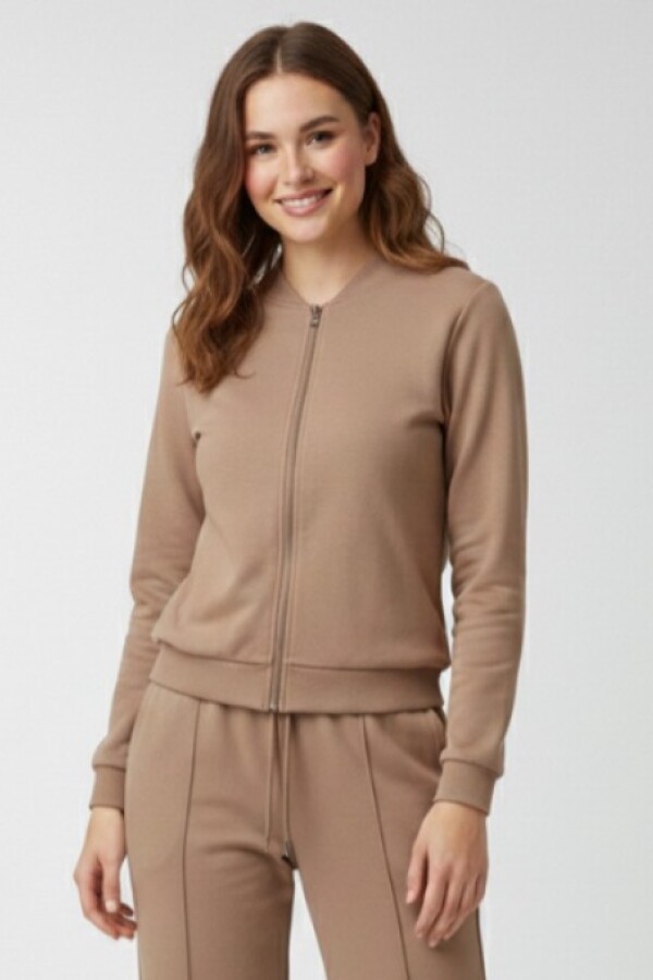 Campera de Viscolycra. Campera de Viscolycra.