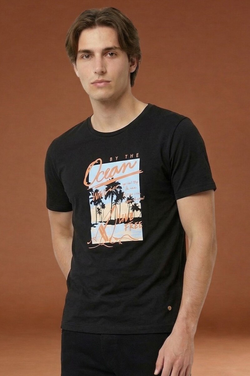 Remera Samuel. Remera Samuel.