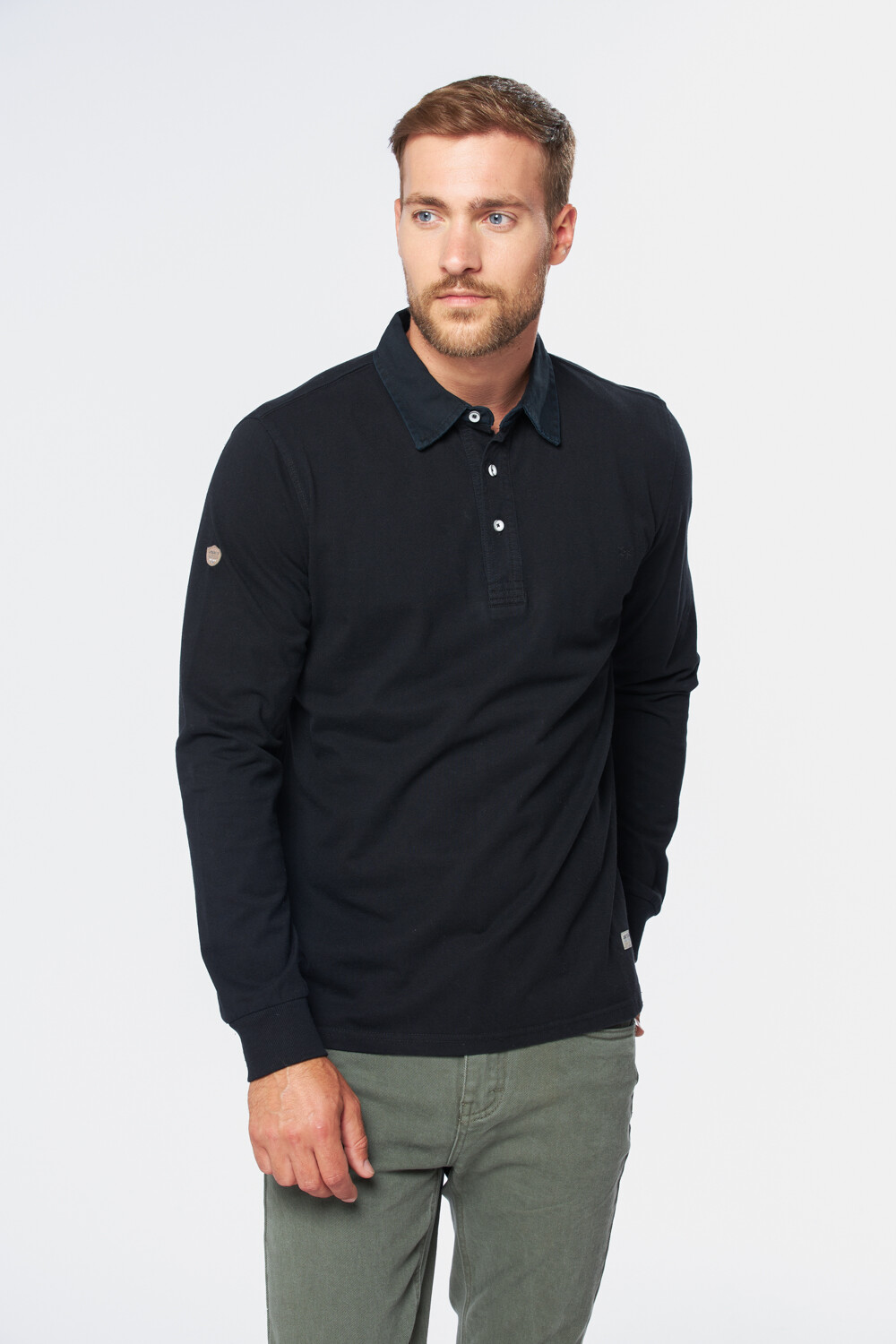 REMERA POLO LISA Negro