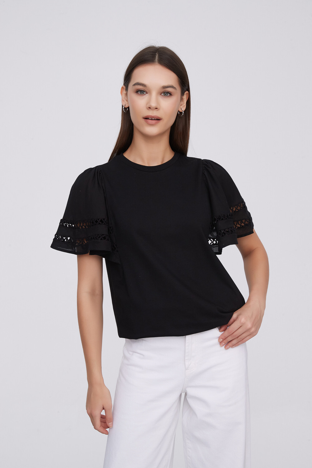 Remera Wehilani Negro