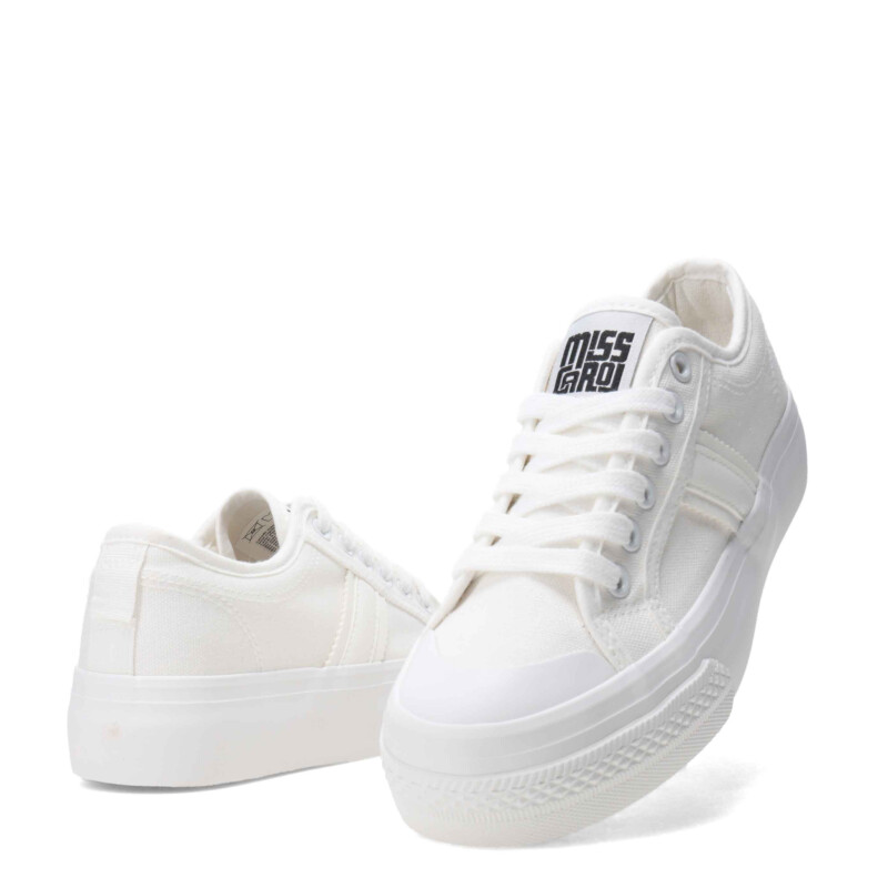 Championes MissCarol Dilon Acordonado De Lona Femenino Blanco