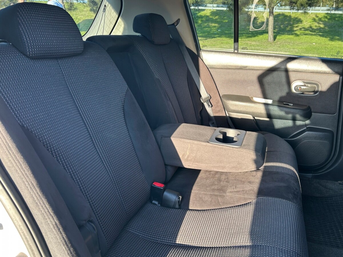 Nissan Tiida 1.8 EXCELENTE ESTADO! | Permuta / Financia Nissan Tiida 1.8 EXCELENTE ESTADO! | Permuta / Financia