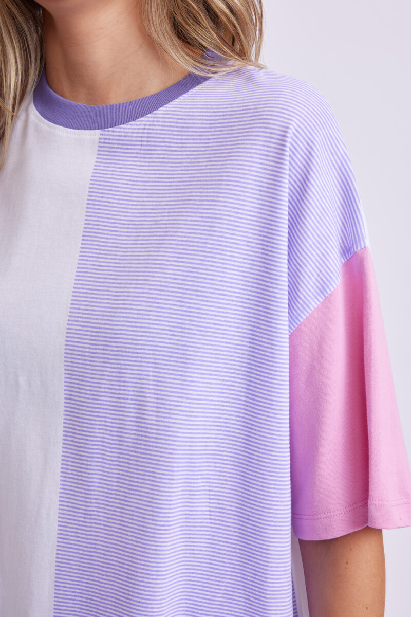 Remera manga corta oversize Estampa Bloques