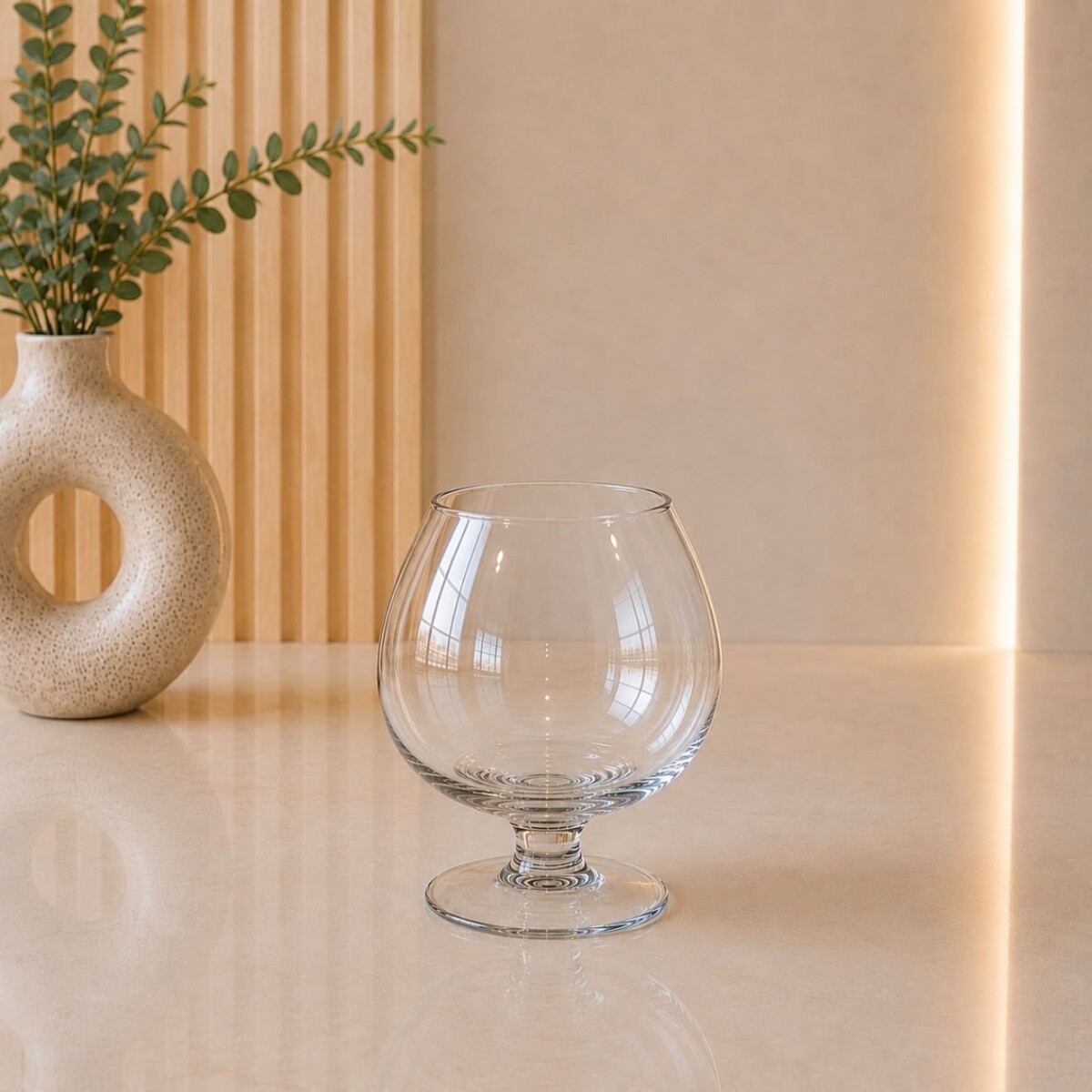 Florero Globo con Pedestal - Altura 14 cm - Ø 17cm 