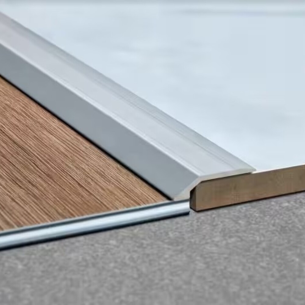 Aluminio Desnivel Gap 7.4X31,4mm x2mt Cromo mate Aluminio Desnivel Gap 7.4x31,4mm X2mt Cromo Mate