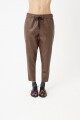 Pantalón slim fit Marron