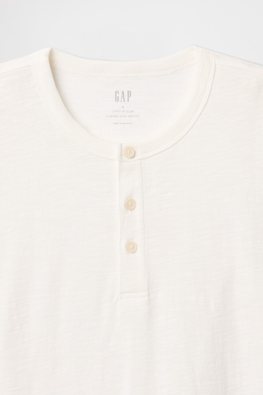Remera Con 3 Botones Hombre New Off White