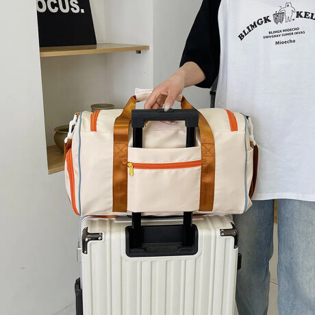 Bolso de viaje con bolsillos Beige
