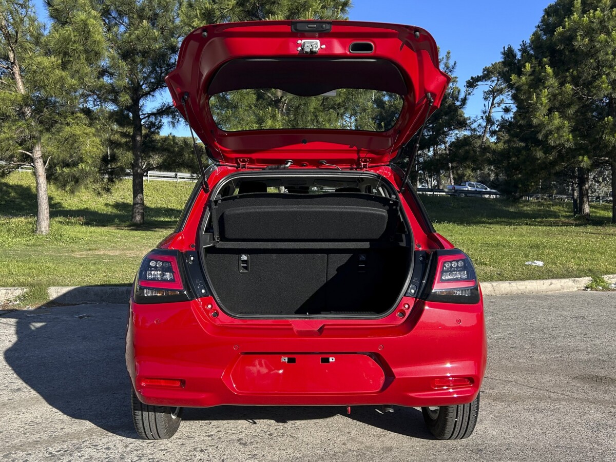 Suzuki Swift GLX 1.2 0KM | Permuta / Financia Suzuki Swift GLX 1.2 0KM | Permuta / Financia