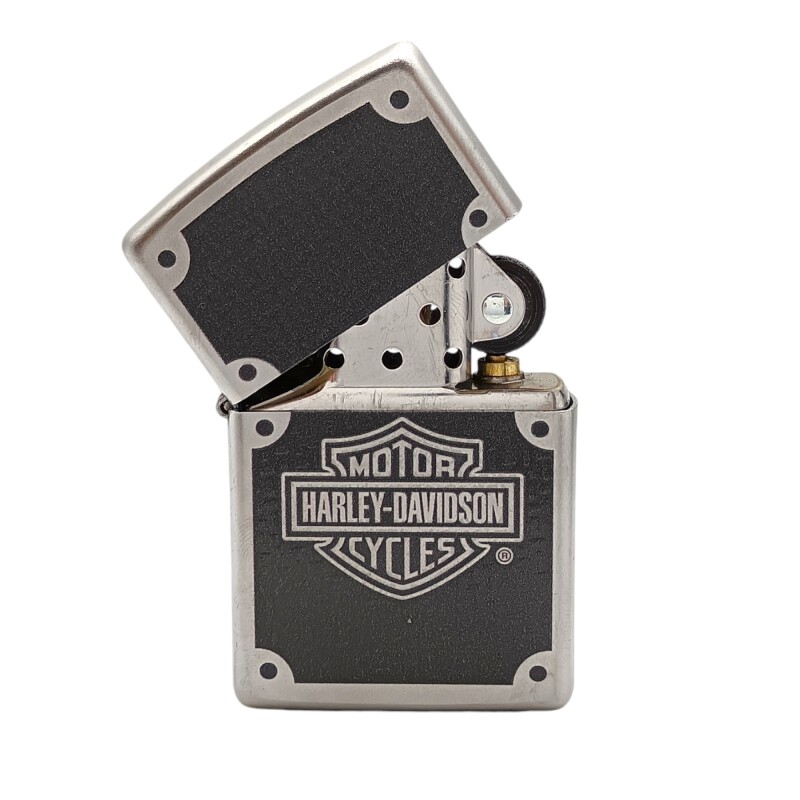 Encendedor ZIPPO Harley Davidson 24025 HD Carbon Fiber - ZP240221 negrocombinado