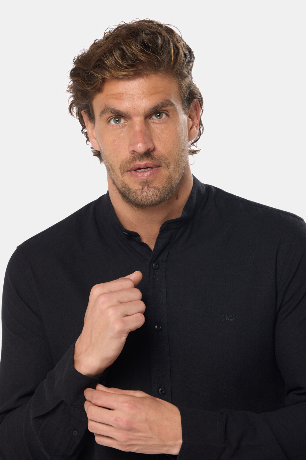 CAMISA DE LINO CUELLO MAO Negro