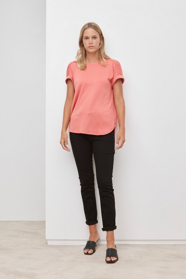 Remera Plisada CORAL