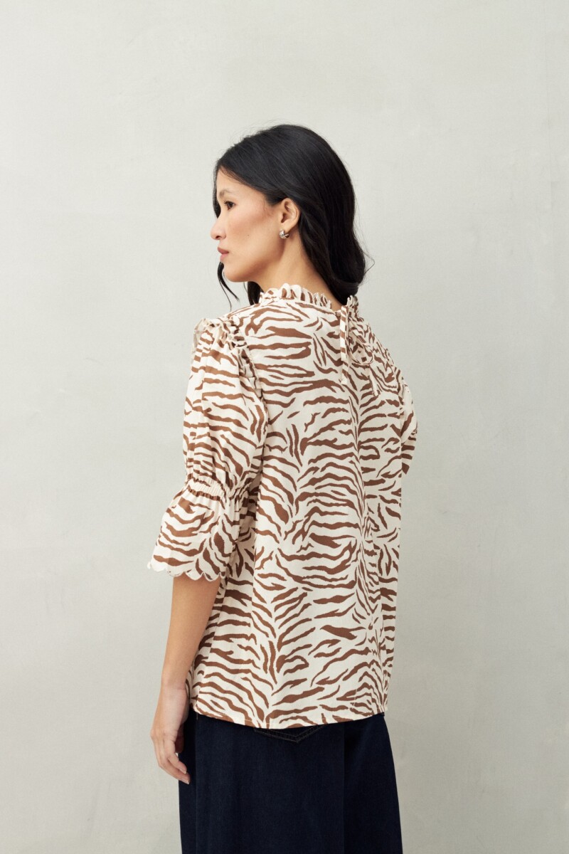 BLUSA SUZETTE Almendra