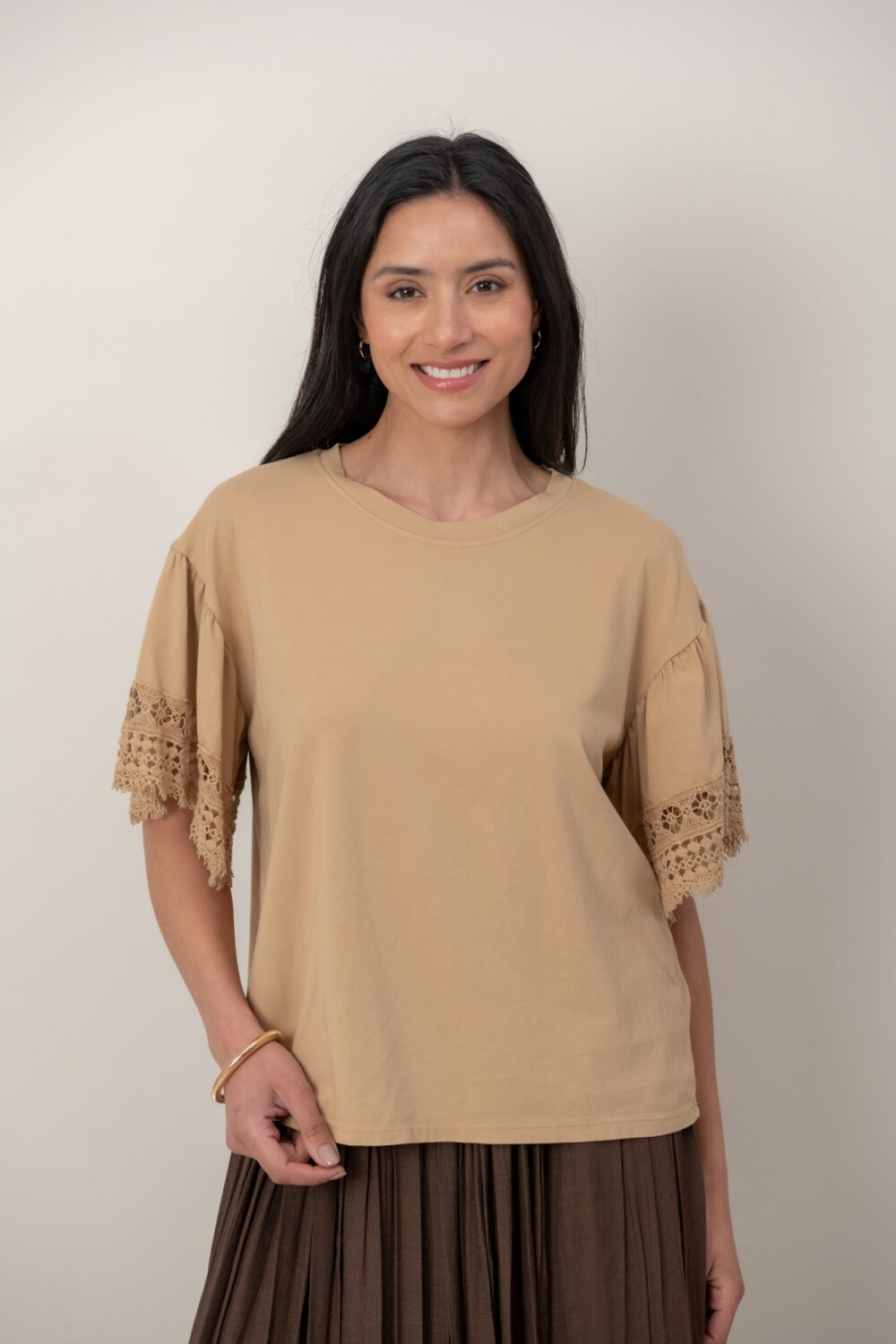 REMERA DHARA Camel