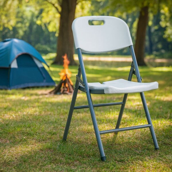 SILLA PLEGABLE REFORZADA PARA EXTERIOR - BLANCA SILLA PLEGABLE REFORZADA PARA EXTERIOR - BLANCA