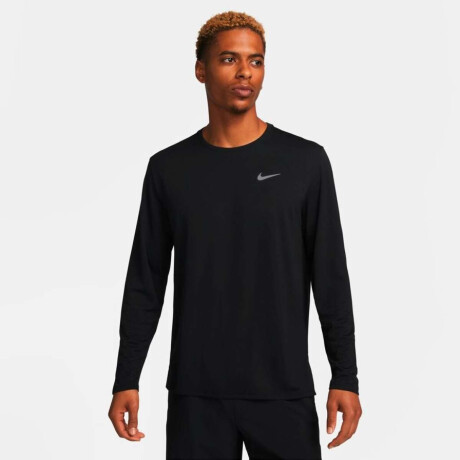 Remera Nike Miler de Hombre Negro
