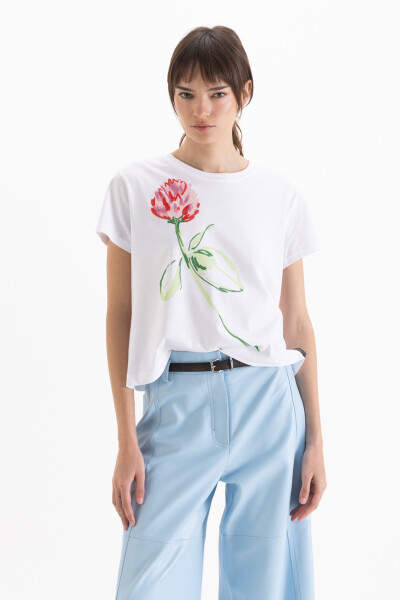 REMERA MIUCHI Blanco