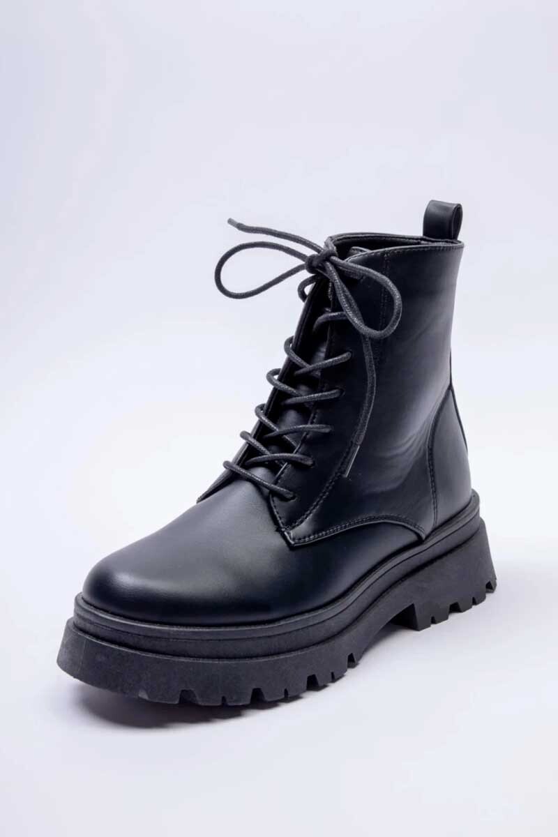 BOTA PADDOCK JERGEN Negro