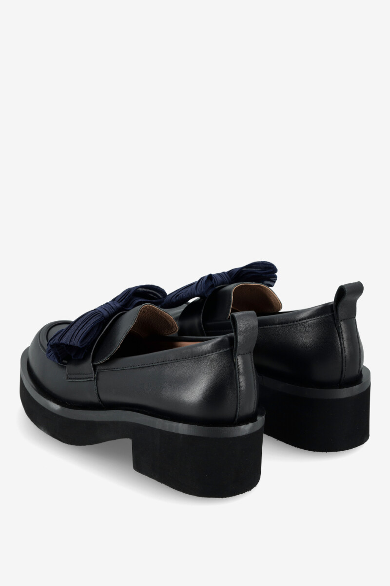 MOCASIN BOW LADY LOAFER Negro