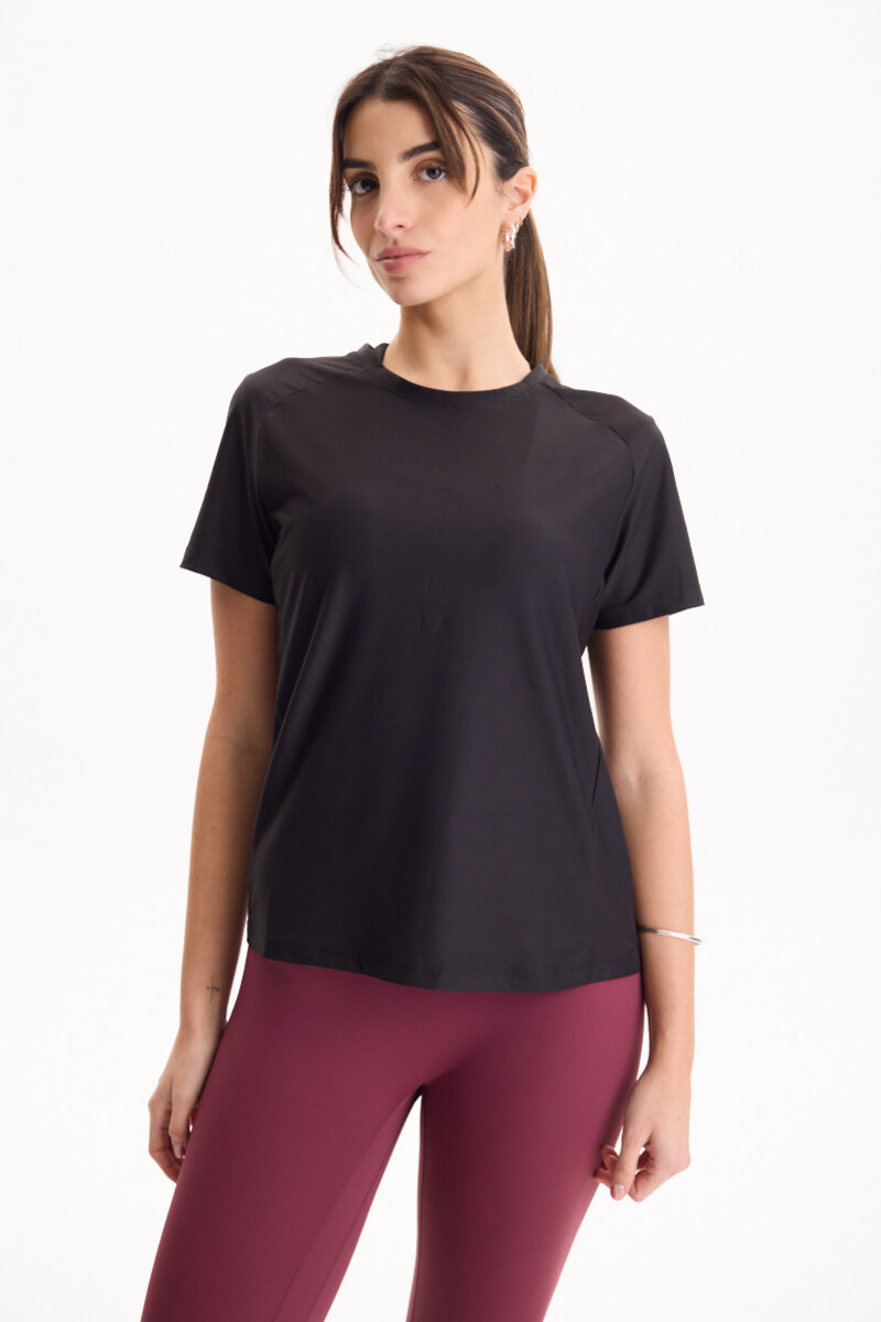 Remera Deportiva Bliss Negro