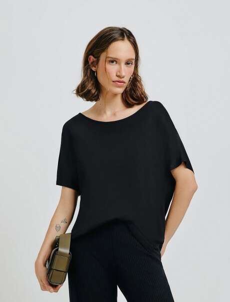 BLUSA BÁSICA DE VISCOSA NEGRO