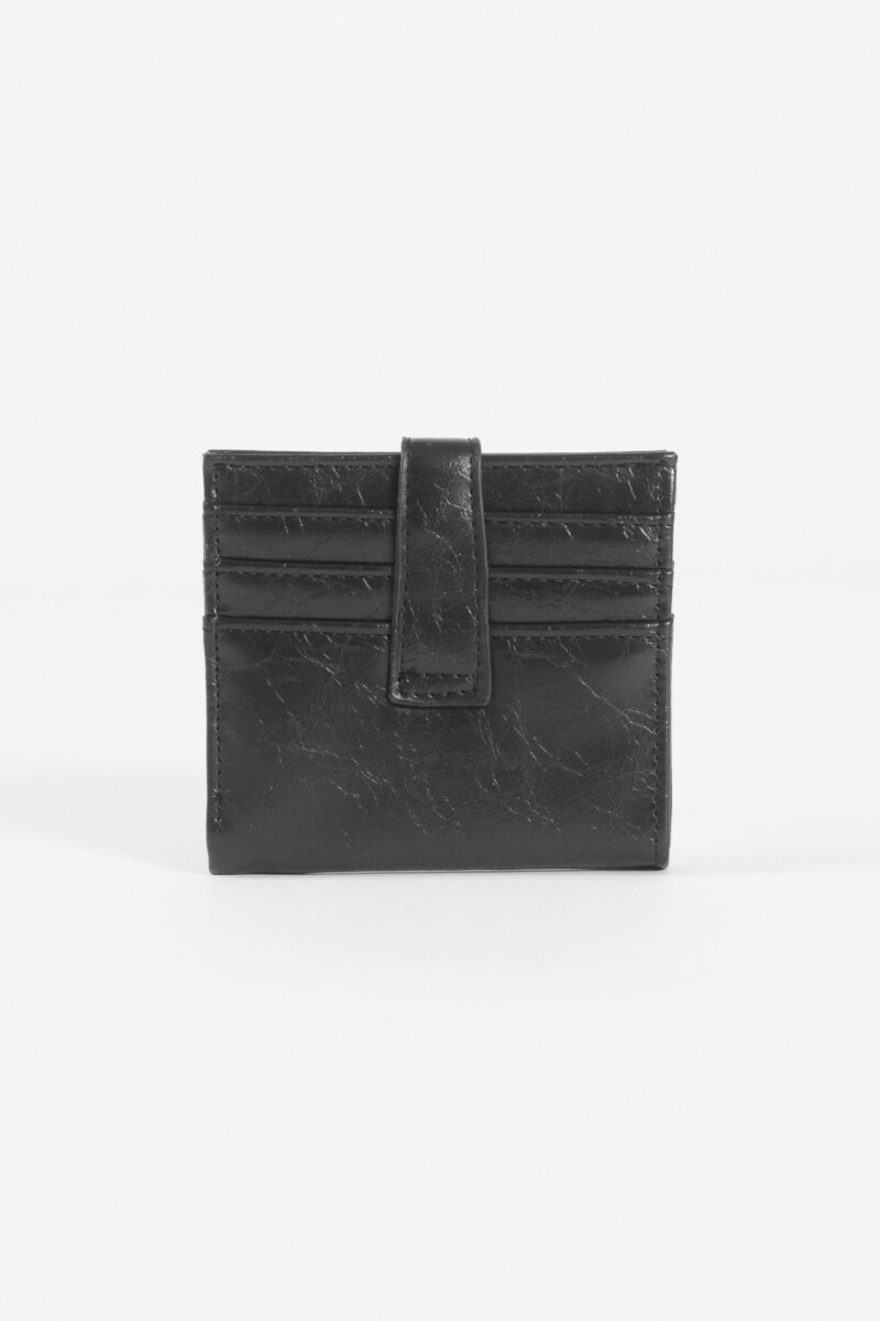 Tarjetero flap shinny negro