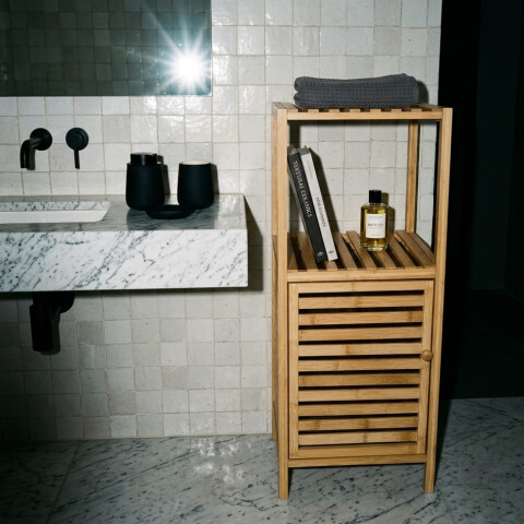 Estante organizador 2 niveles con puerta bambú Estante organizador 2 niveles con puerta bambú