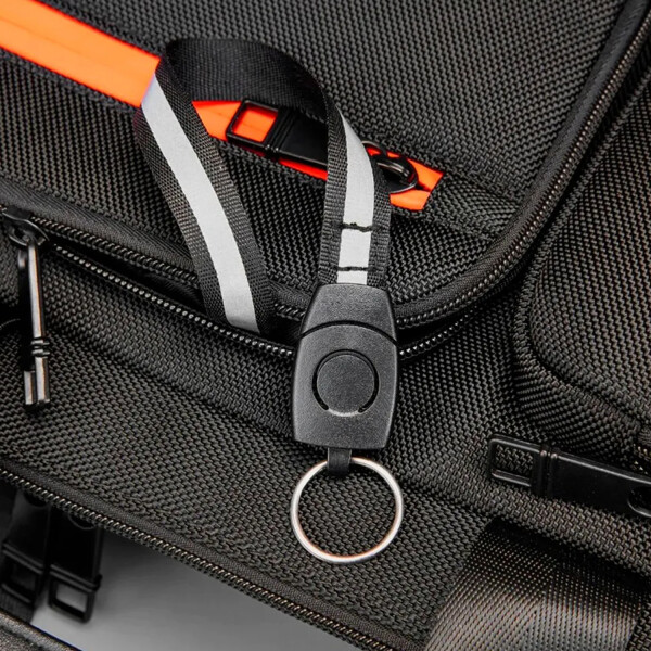 Bolso Maletin Cougar Stellar Puerto Usb BOLSO MALETIN COUGAR STELLAR