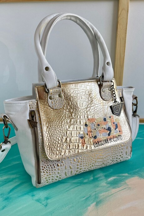 Cartera Mila Blanco Con Dorado Y Arte. Cartera Mila Blanco Con Dorado Y Arte.