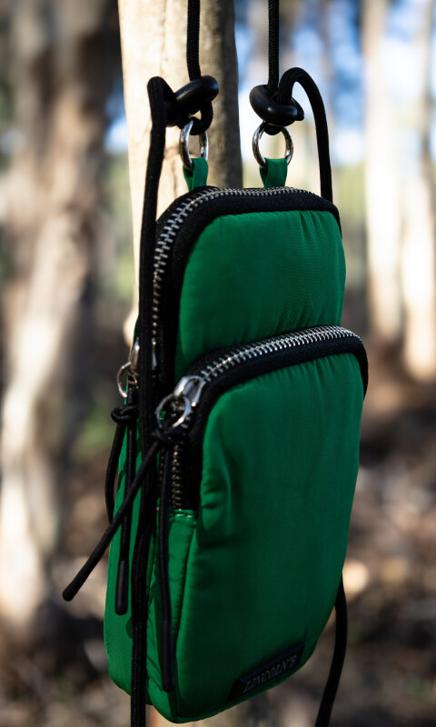 PHONE BAG ILLESCAS VERDE TROPICAL