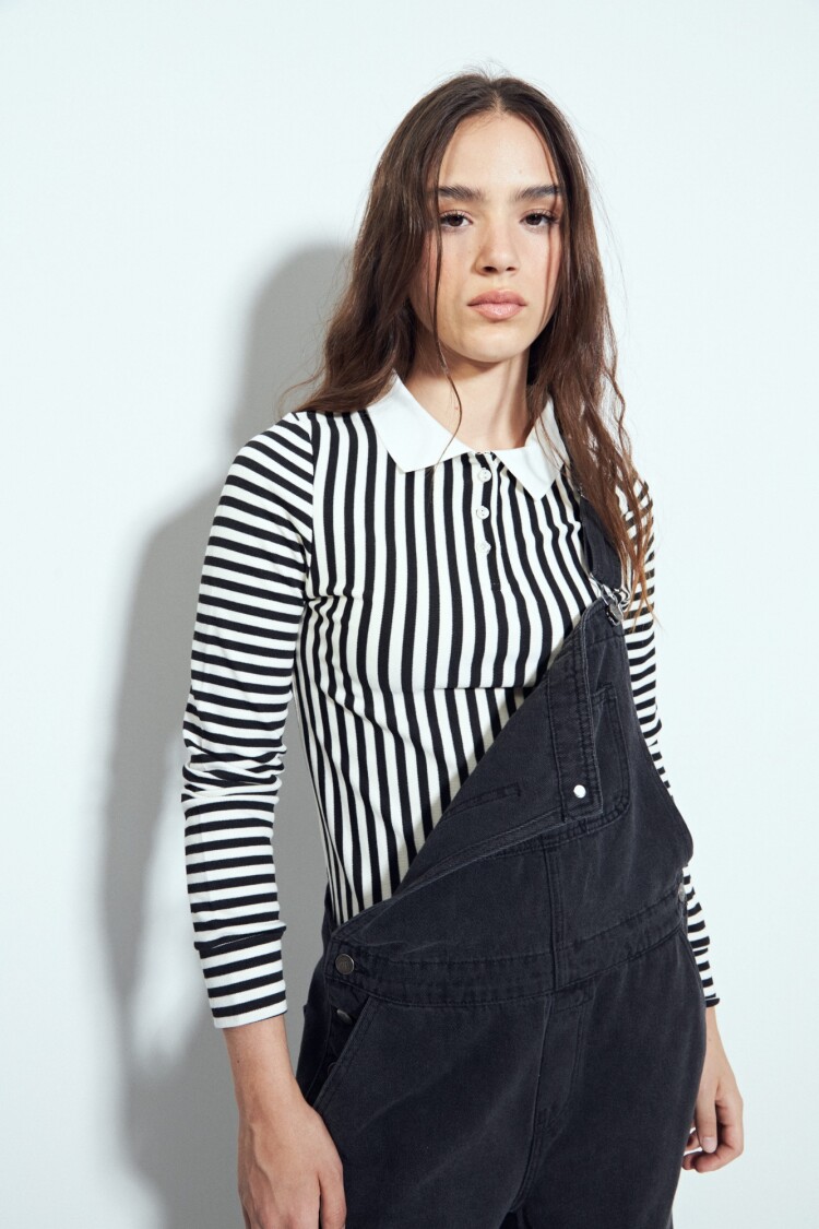 REMERA RUFINA Negro/Crudo