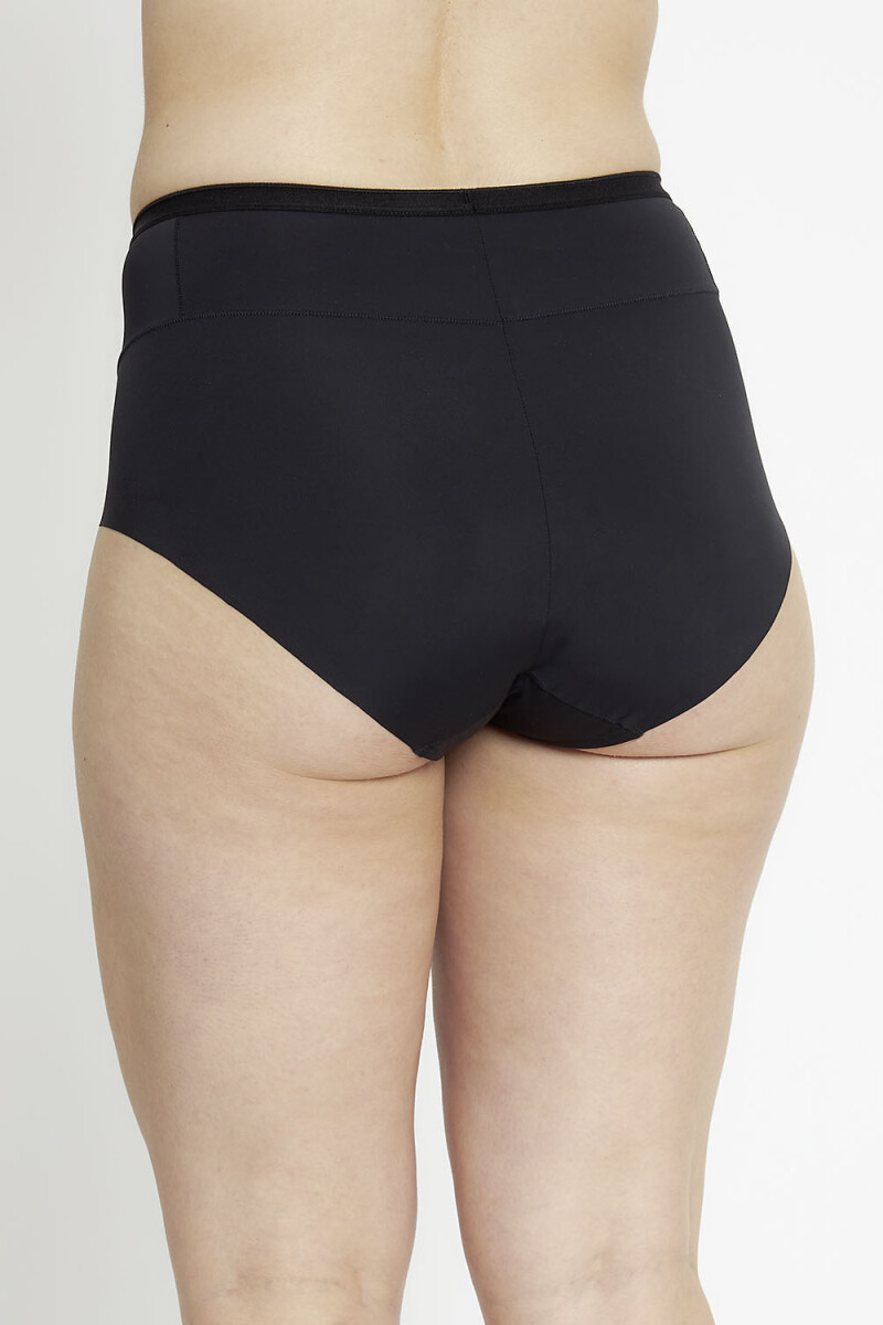10-032 bombacha maxi microfibra Negro