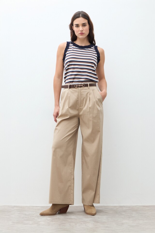 Pantalón pinzado beige