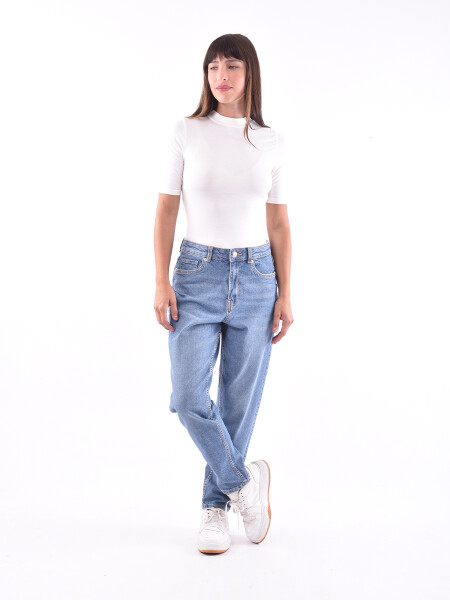 JEAN LORA AZUL