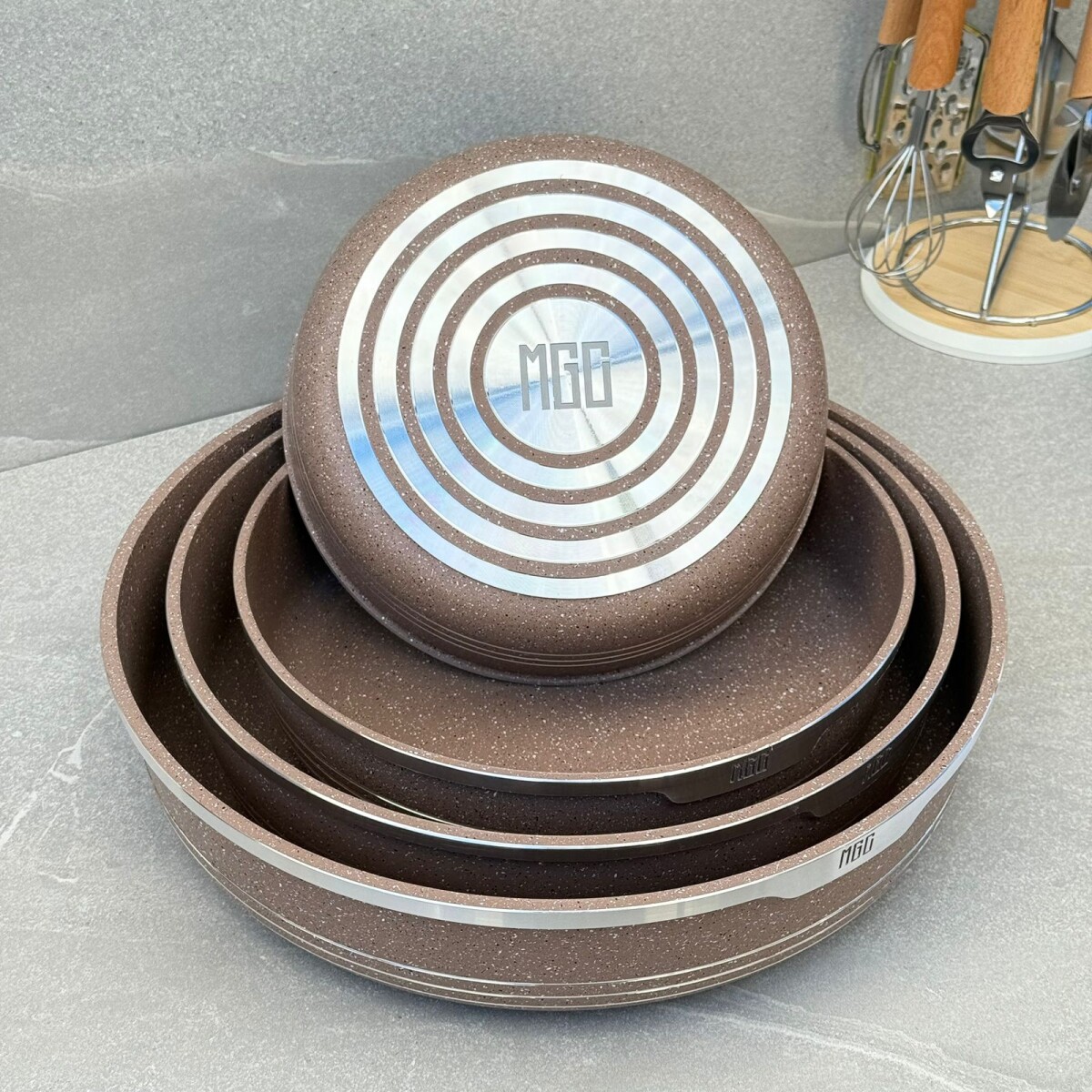 Conjunto de 4 Asaderas Antiadherentes de Aluminio Fundido MGC - Marrón 
