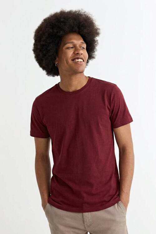 Remera cuello redondo ICONIC 150 BORDO