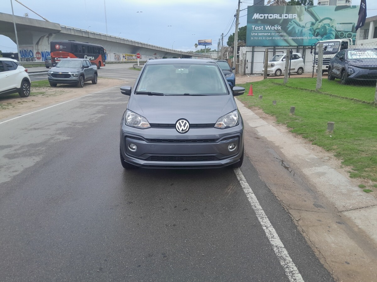 Volkswagen Up Move 1.0 Extra Full | Permuta / Financia Volkswagen Up Move 1.0 Extra Full | Permuta / Financia