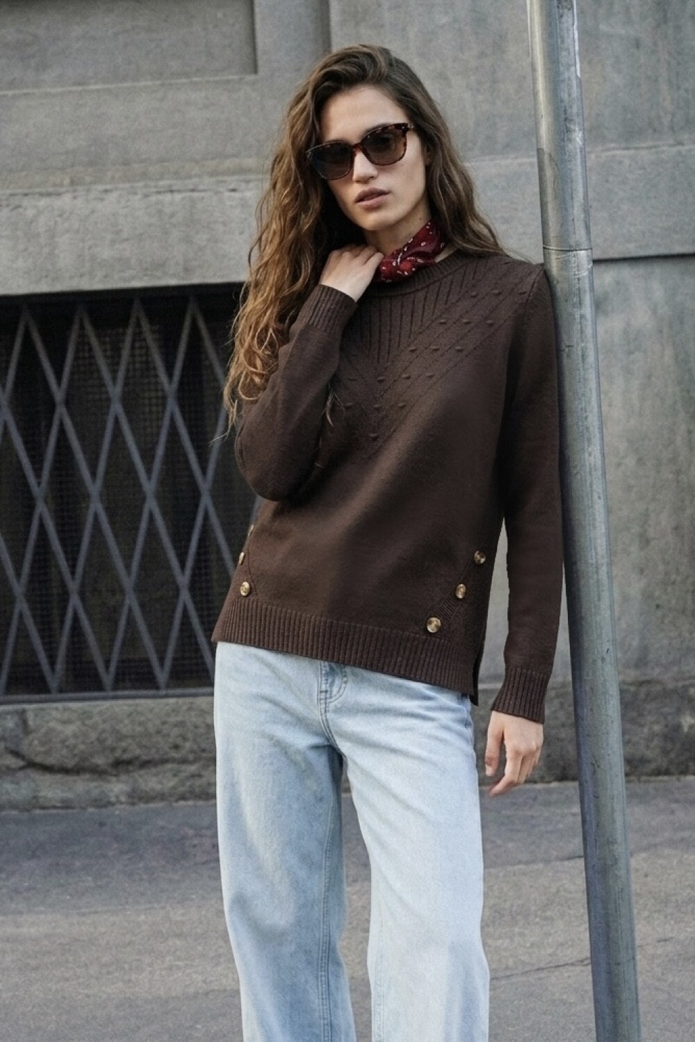 Sweater Jay Chocolate