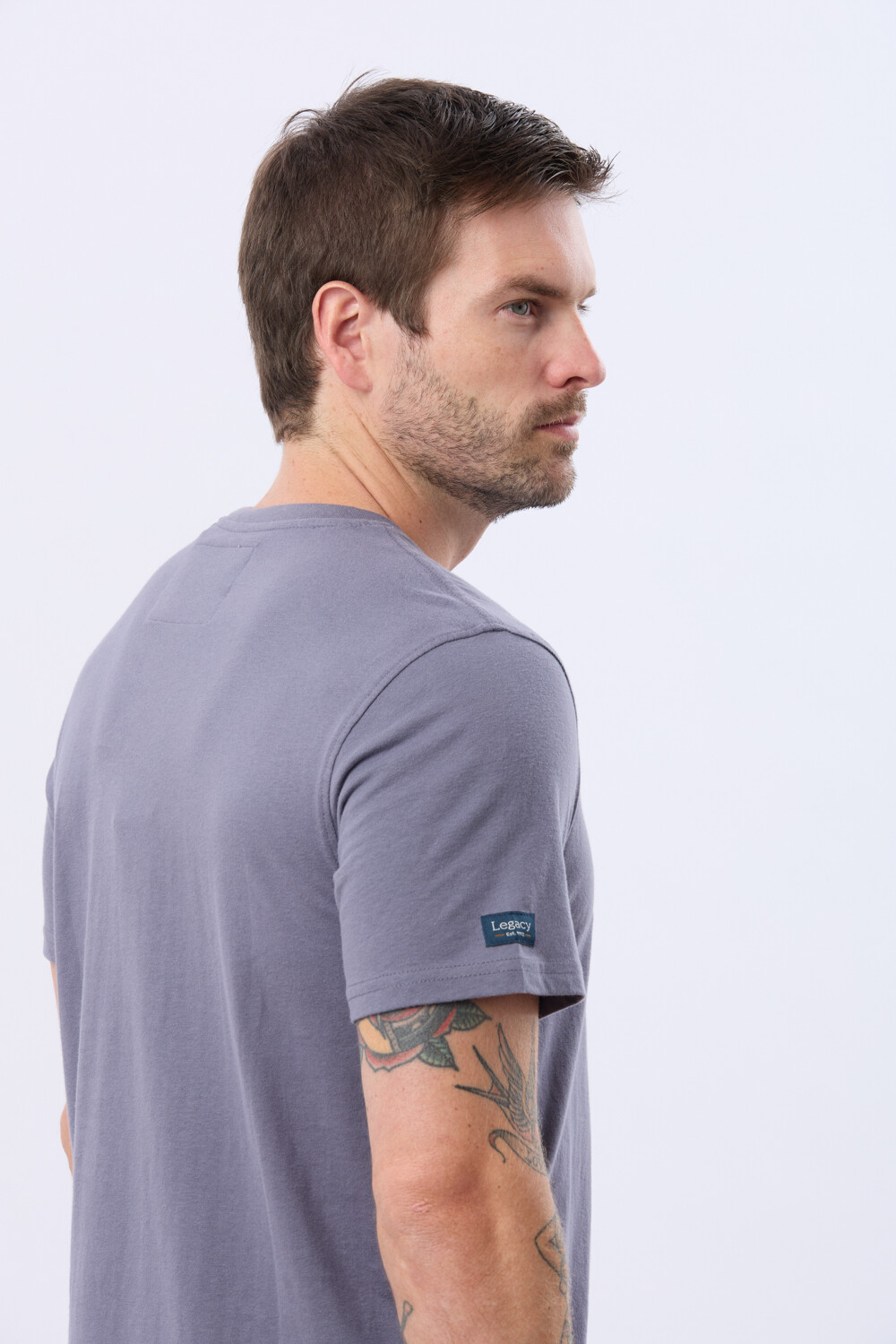 REMERA BÁSICA DE ALGODÓN Indigo