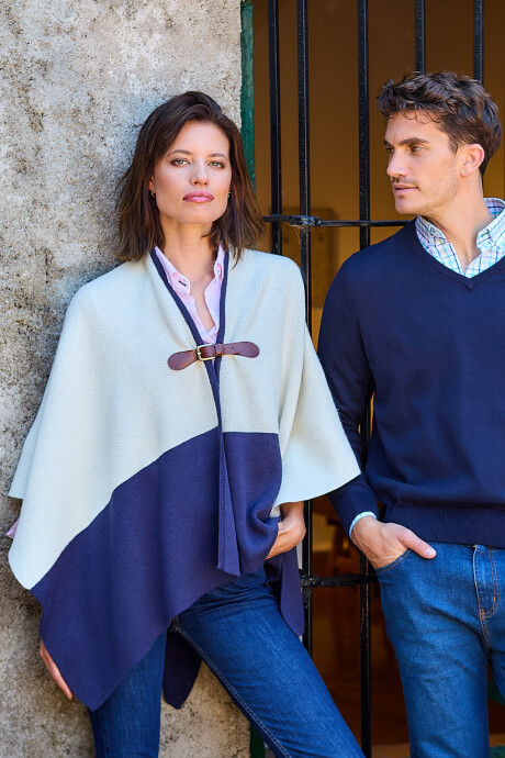 Ruana Sevilla Azul con Crudo