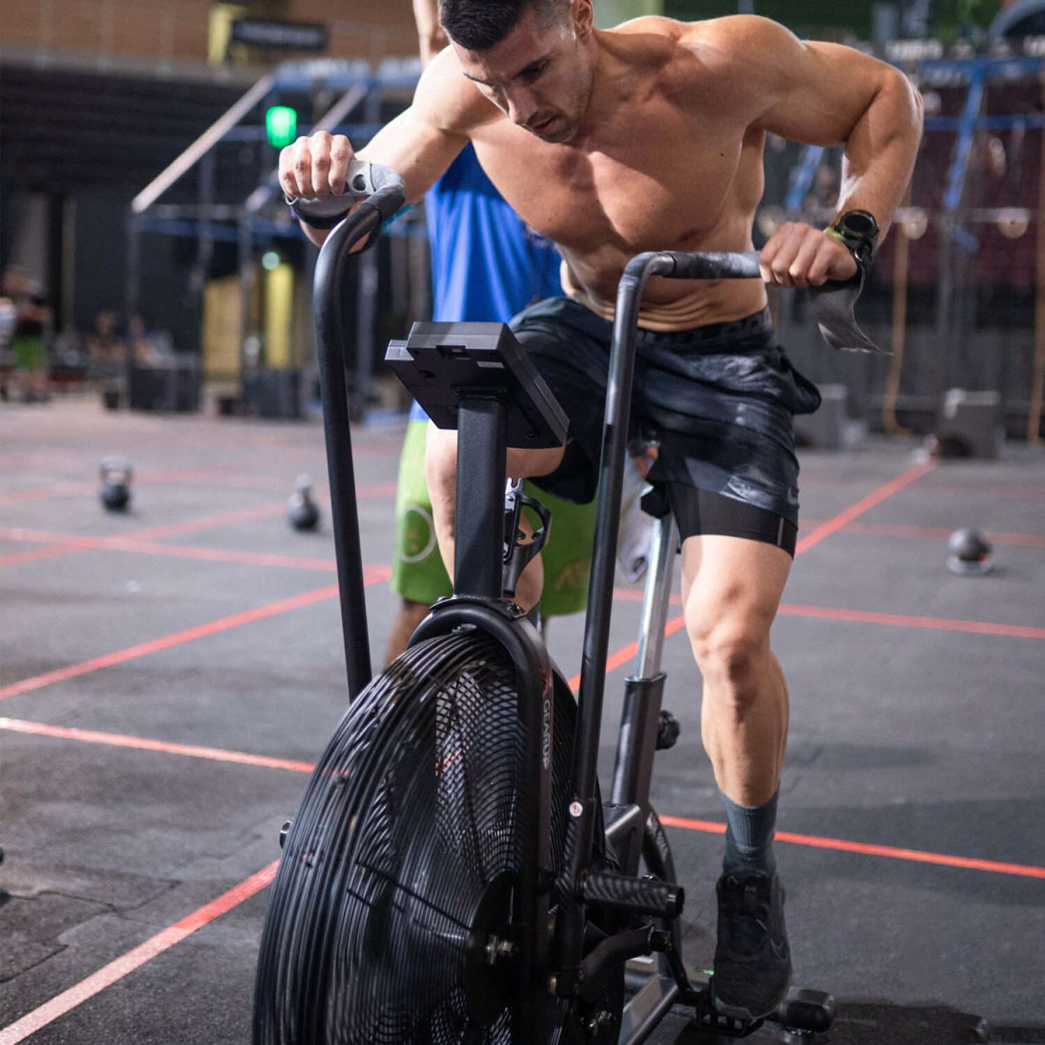 Bicicleta Assault Air Bike Profesional Crossfit Gym Negro — El