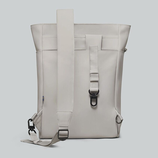 Mochila Gaston Luga Tate 11L Bolsillo Laptop Notebook 13" Color Gris