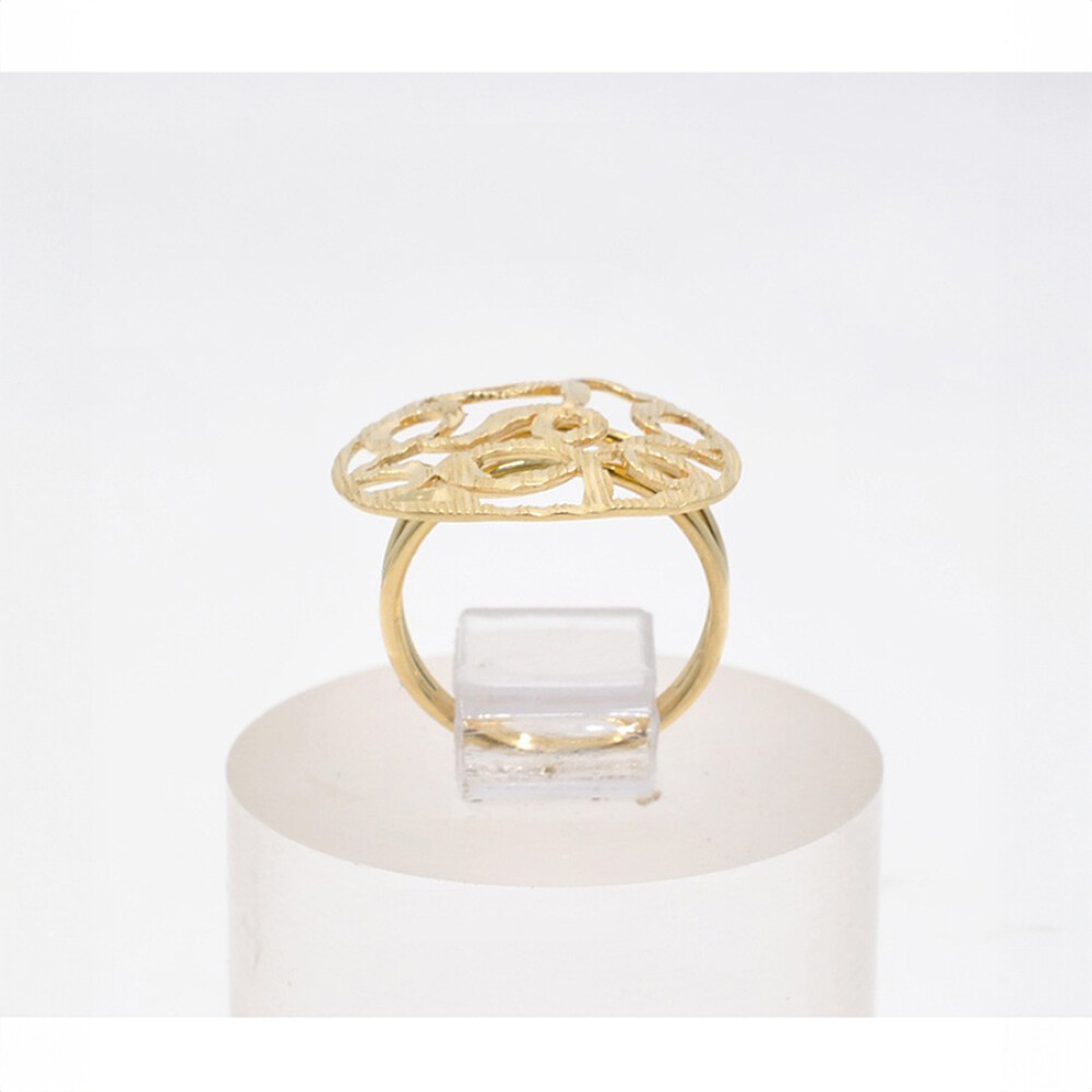 Anillo En Oro 18K Con Importante Diseño Anillo En Oro 18K Con Importante Diseño