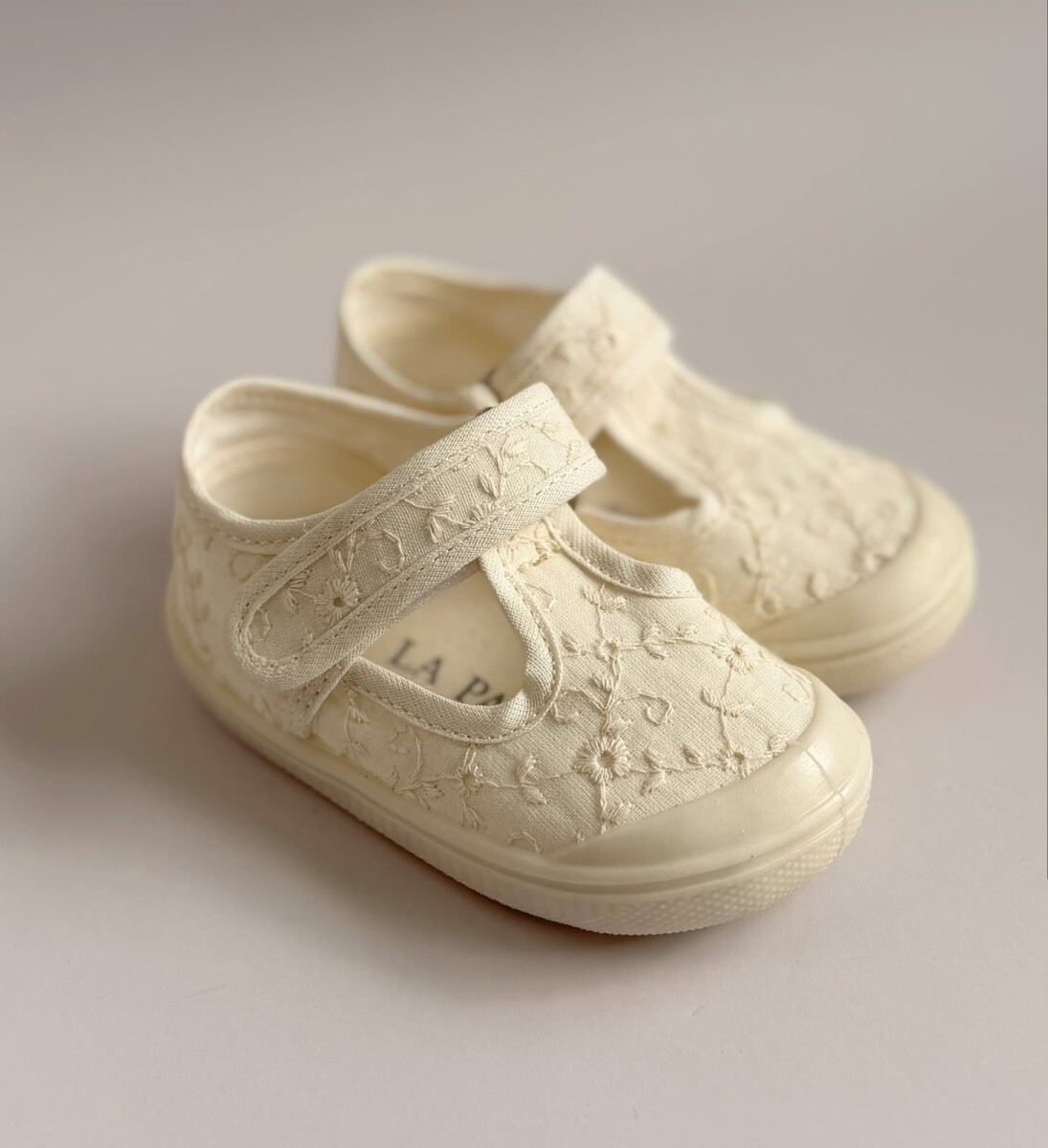Guillermina De Lona Canvas Baby Broderie Del 16 Al 21 - Broderie Crudo 