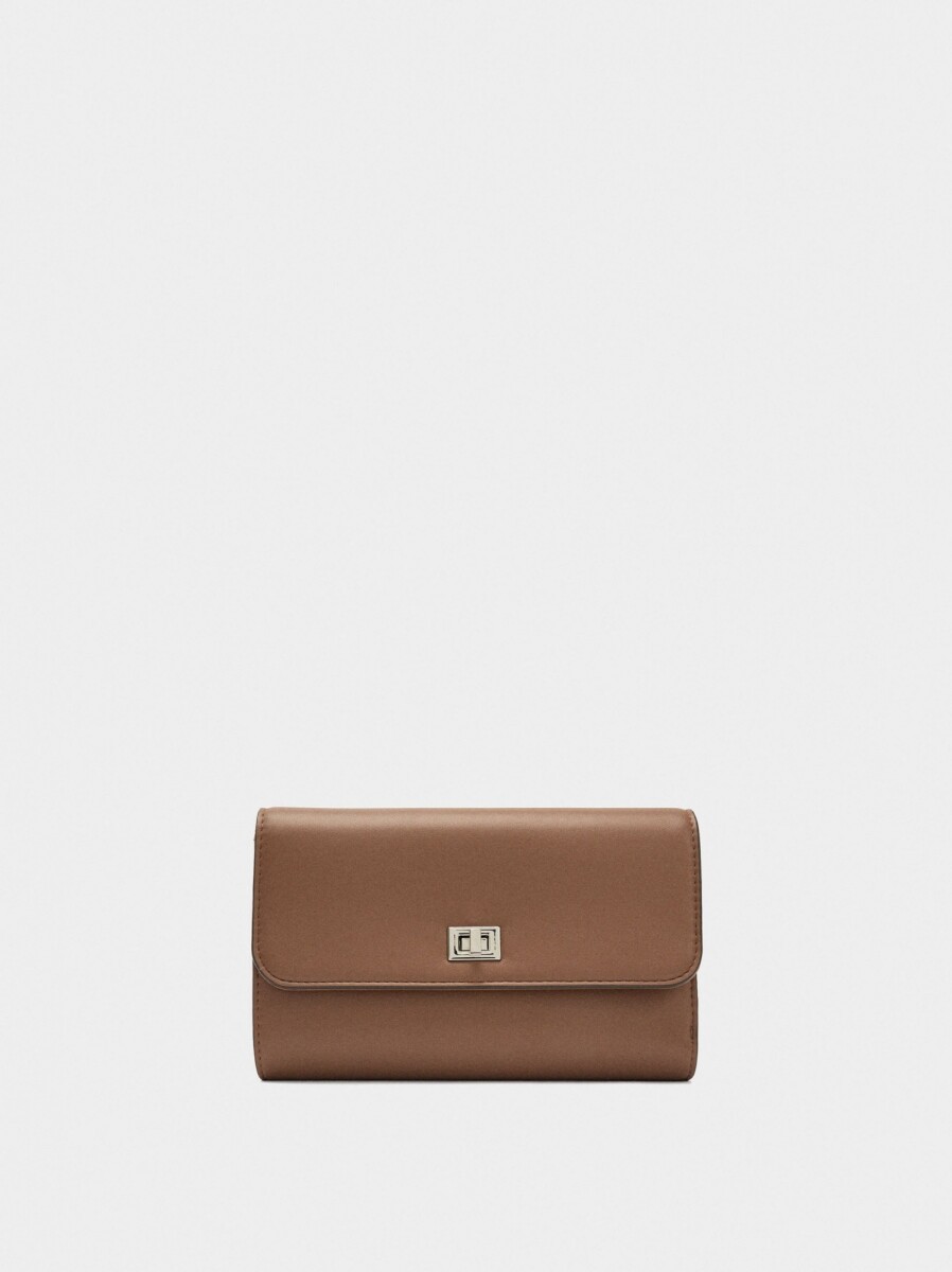 Cartera Lisa Con Solapa - camel 
