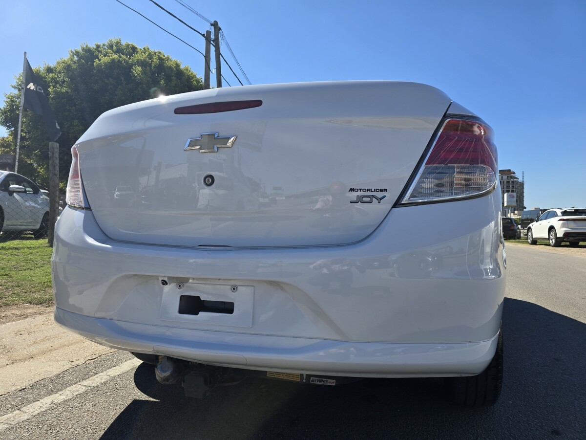 Chevrolet Prisma Joy 1.0 Extra Full| Permuta / Financia Chevrolet Prisma Joy 1.0 Extra Full| Permuta / Financia