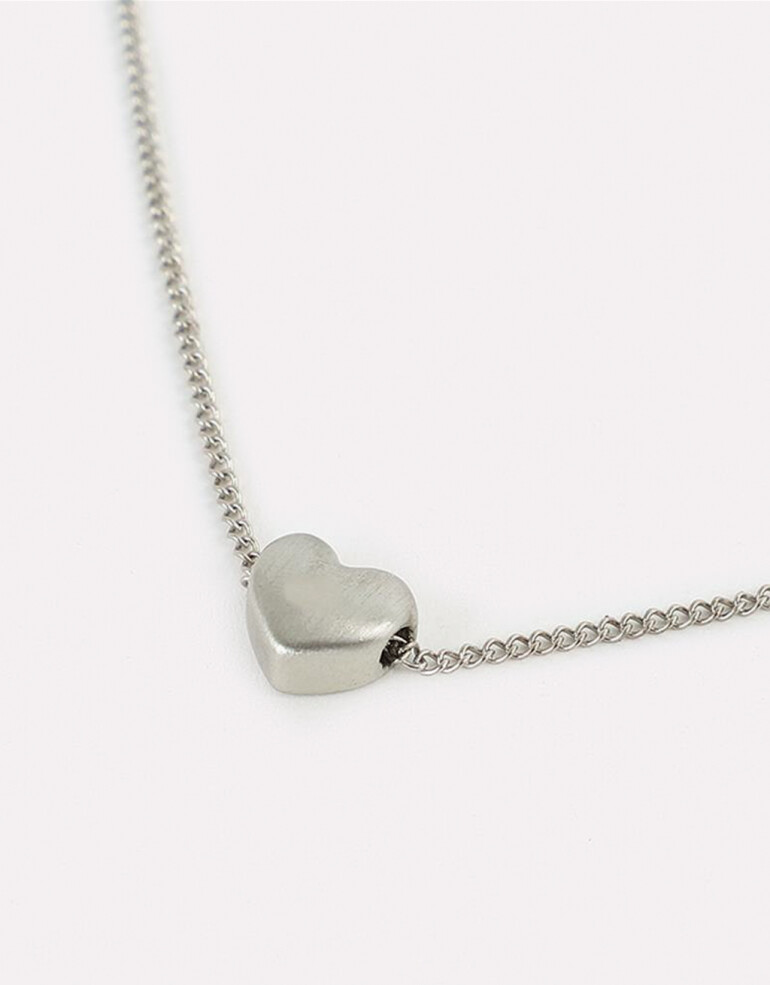 Cadena Corta con Dije Cadena Con Corazón - Plateado Rodio