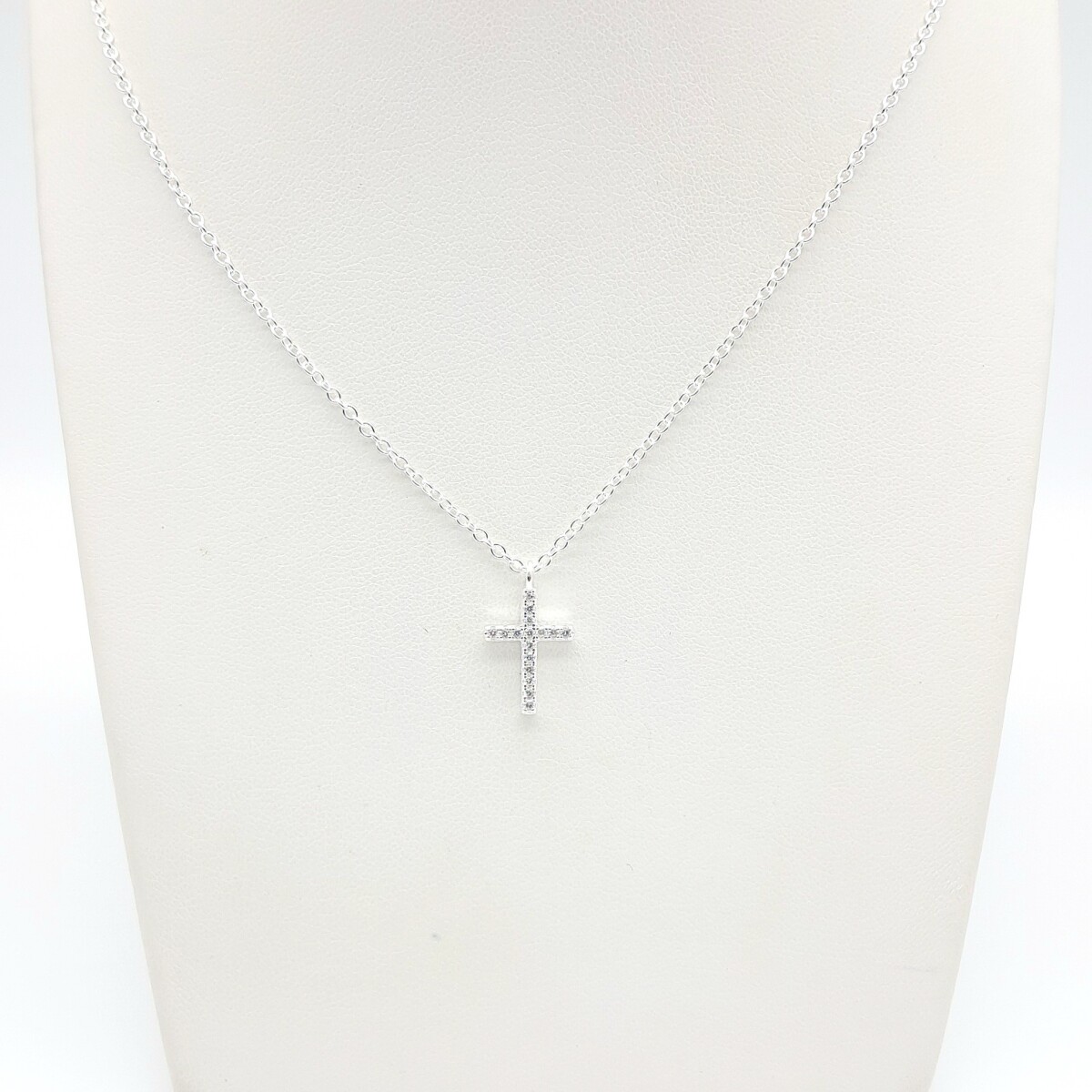 Conjunto de cadena de plata 925 con cruz de circonias. 