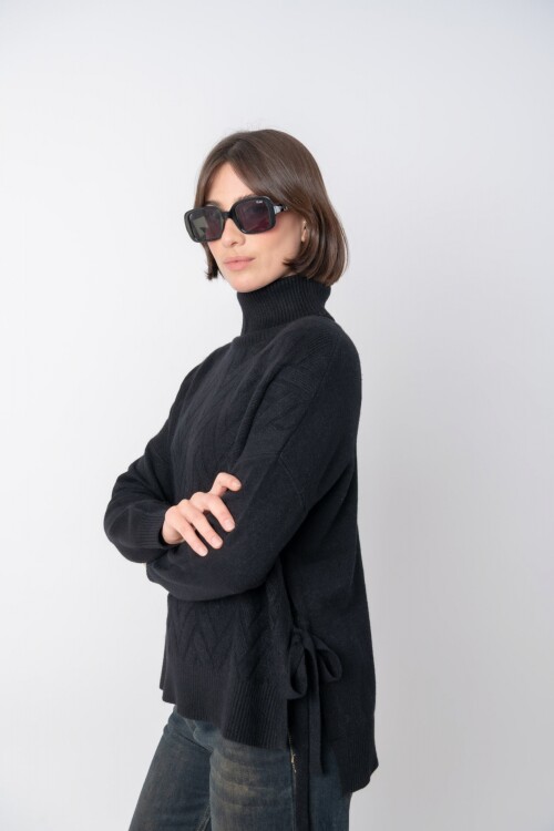 Sweater Bow Negro